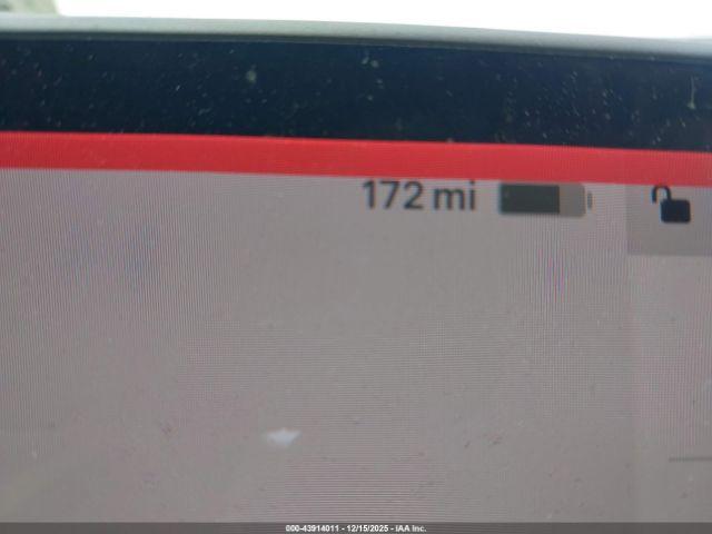 Tesla Model 3 Rear-wheel Drive Image 14