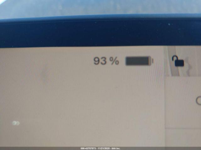 Tesla Model Y Long Range Dual Motor All-wheel Drive Image 17