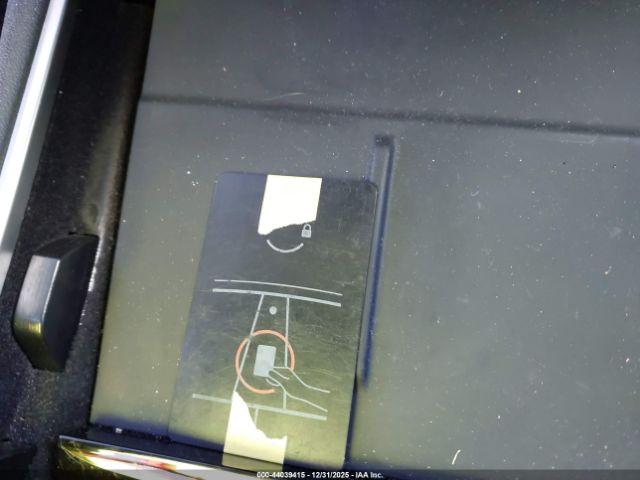 Tesla Model Y Long Range Dual Motor All-wheel Drive Image 2