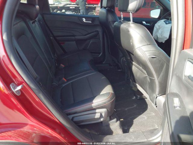 Ford Escape St-line Select Image 4