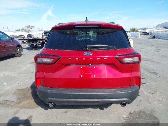 Ford Escape St-line Select Image 12