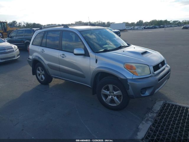 Toyota RAV4 Image 1