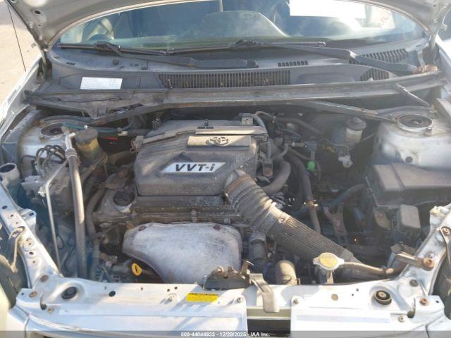 Toyota RAV4 Image 12