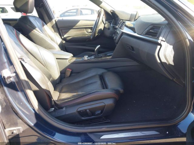 BMW 3 Series Xdrive Image 15