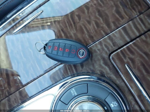 Nissan Armada Sl Image 10