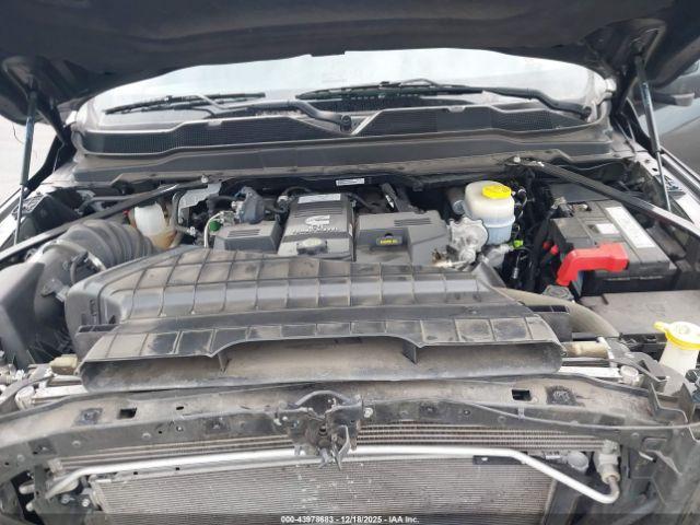 Ram 2500 Tradesman  4x4 6'4 Box Image 9