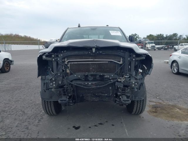 Ram 2500 Tradesman  4x4 6'4 Box Image 11