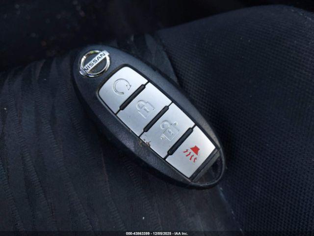 Nissan Rogue Sv Image 9