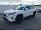 Toyota RAV4 Le Image 2