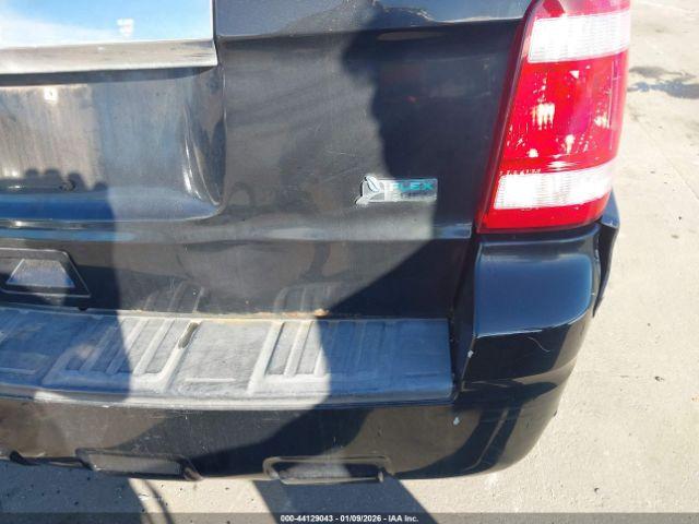 Ford Escape Limited Image 13