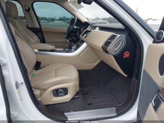 Land Rover Range Rover Sport 3.0l V6 Supercharged Hse Image 3