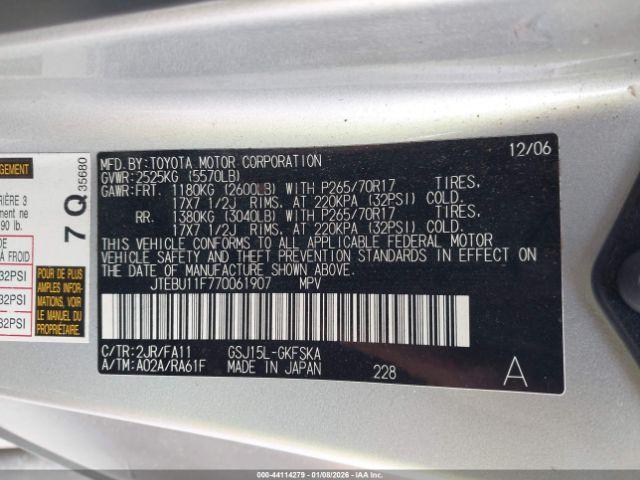 Toyota FJ Cruiser Image 18