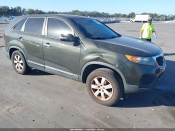  Salvage Kia Sorento