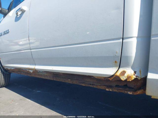 Ram 1500 Slt Image 13