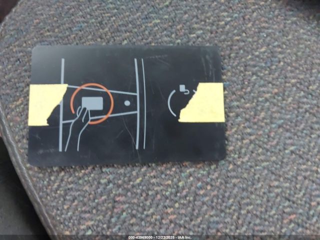 Tesla Model Y Long Range Dual Motor All-wheel Drive Image 11